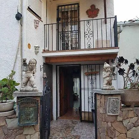 Casa Luna En Playa De Santa Maria De Llorell Holiday home